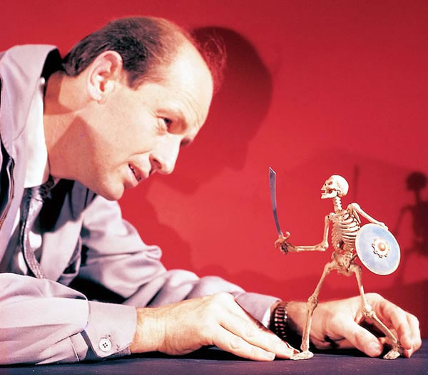 Ray Harryhausen and squeletton